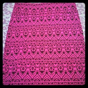 Lularoe Cassie size Medium.